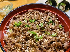 牛肉盖饭-Hatsune隐泉日式料理(SKP店)