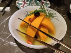 -海派悦庭·海胆烧麦·新融合菜(凯德广场店)