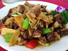 -何乡别院·中式农庄(姑婆山大道店)