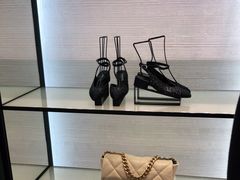-Chanel(德基广场店)