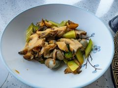 -巧克力渔家.小船海鲜胶东菜(万平口店)