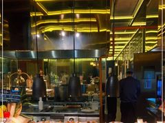 自助取餐区-大中华希尔顿酒店-念自助餐·嗨啤·小龙虾