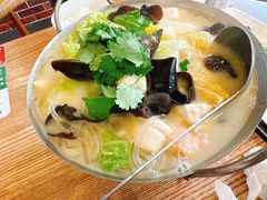 -裕记烧腊连锁餐饮(国商分店)