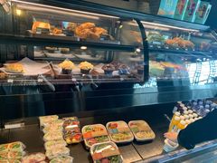 面包甜点陈列柜-星巴克(浦东机场T1国际27号口店)
