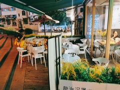 -龙治汉堡(中华城店)