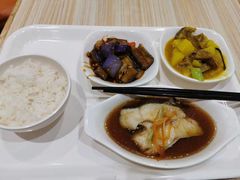 -光明·博海美食花园(上海瑞金医院12号楼店)