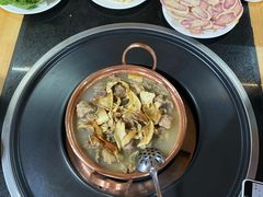 -银同牦牛肉火锅