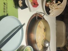 -洪氏嗨捞·猪肚鸡火锅(阳光天地店)