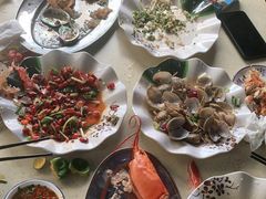 -阿浪海鲜连锁加工店(B栋2排1号火车头店)