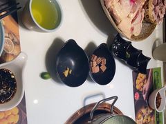 -洪氏嗨捞·猪肚鸡火锅(阳光天地店)