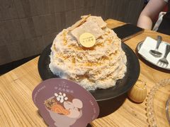 焦糖奶红茶刨冰-半勺舒舒(太乙店)