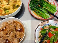 -天鹅到家·保姆月嫂育儿嫂(蔚蓝海岸店)