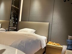 -深圳彭年万丽酒店