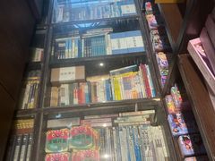 -钟书阁(松江泰晤士小镇店)