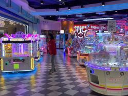 -LuckyStar幸运星家庭娱乐中心(东莞国贸店)