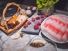 -无界釜·河豚鱼汤锅(红山动物园店)