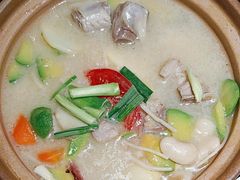 -桥边小楼·手工云南菜·古城观景小楼