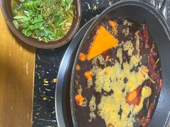 -重庆故事姊妹老火锅(财经学院店)