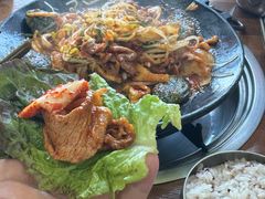 -城山辣炒黑猪肉