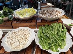 -金滏山烤肉·海鲜·火锅自助餐厅(襄阳万达店)