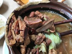 -闫家驴肉老店(华电一校店)