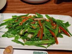 五彩花菇荷兰豆-云海肴·汽锅鸡·云南菜(广安门天虹店)