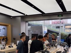 -DJI大疆(深圳华强北曼哈授权体验店)