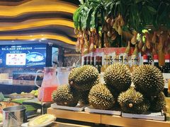 -雍容荟帝王蟹活龙虾展台自助(IFS黑金店)