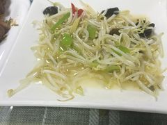 -天天向上素食餐厅(五台山店)