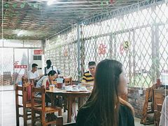 大堂-堤边美食