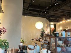 -luutosa  cafe & tea 鹿兔山