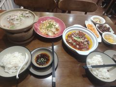 -叁煨蹄花·下饭盐帮菜(人民广场店)