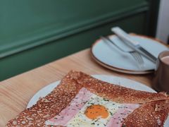 巴黎火腿鸡蛋芝士蘑菇可丽饼-RAC BAR(安福路店)