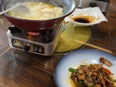 -老唐三下锅 ·张家界地标美食(溪布街店)