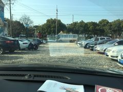 -新场古镇-停车场