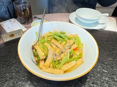 -状元人家·公园别墅衡东土菜(溪悦荟店)