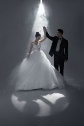 -雨墨婚纱摄影工作室
