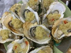 炭烧蒜蓉生蚝-贞姨美食·老字号海鲜大排档