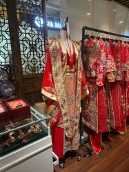 -懿沉香中式嫁衣礼服秀禾服龙凤褂马来褂旗袍总店