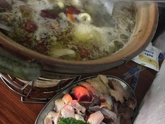 连州脆皮鸡-威邵鸡煲(西华路总店)