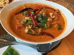 -Chom Cafe and Restaurant