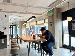 -肯德基(大桥北服务区东店)