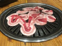 猪五花肉-延京烤肉民俗料理店(欧亚店)