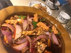 -休记光头香辣蟹干锅店(衣冠庙店)