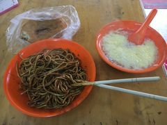 鸡蛋酒酿-万哈子红油面粉馆(户部巷店)