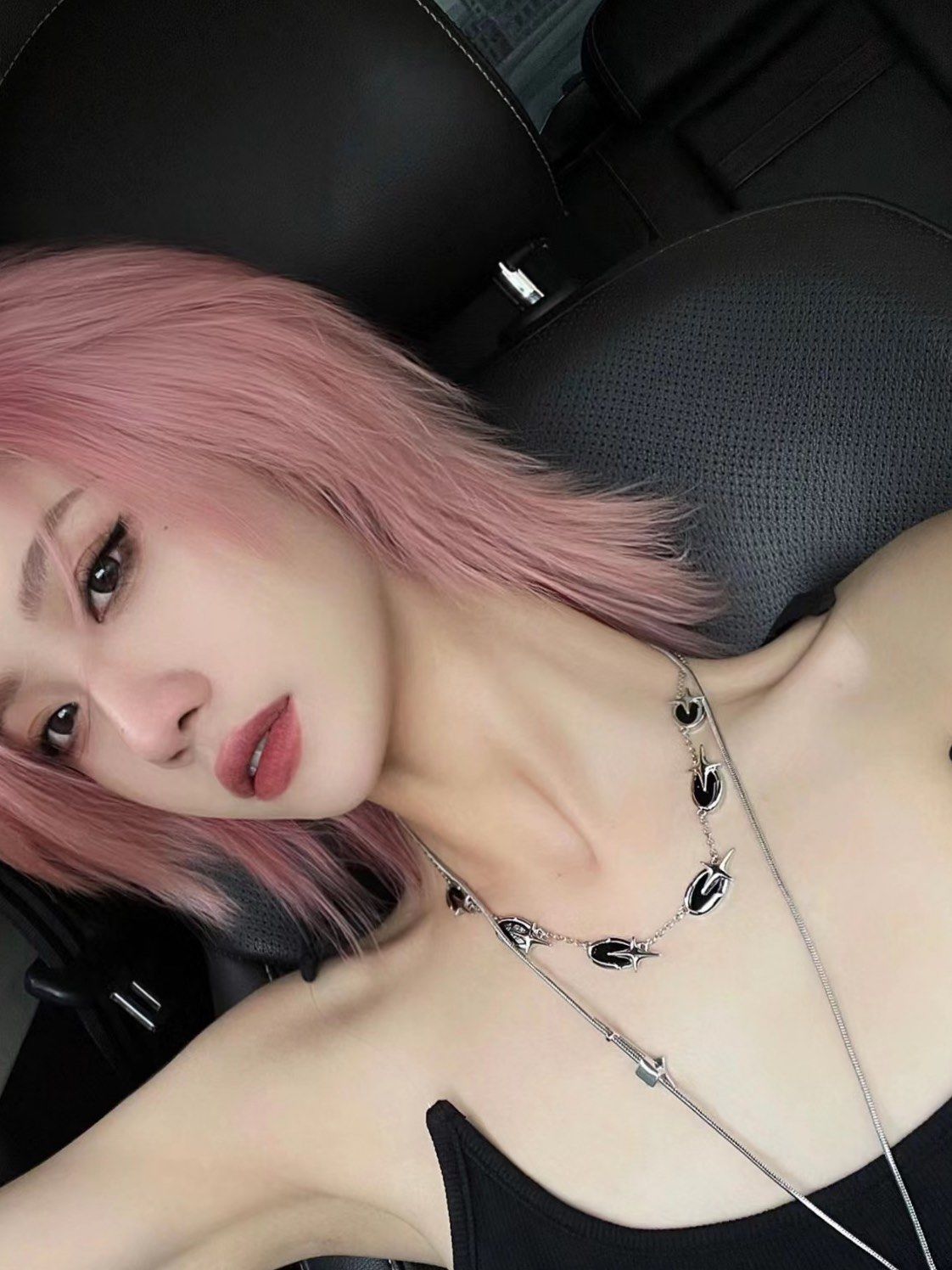欧美壁纸辣妹