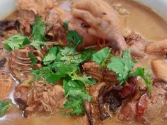 -闯关东东北农家菜(崂山石老人店)