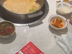 -三人行骨头王火锅(长寿店)