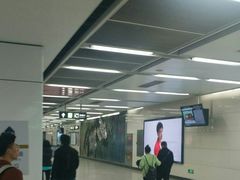 -白石桥南(地铁站)