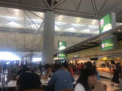 等位区-翠华餐厅(香港国际机场店)
